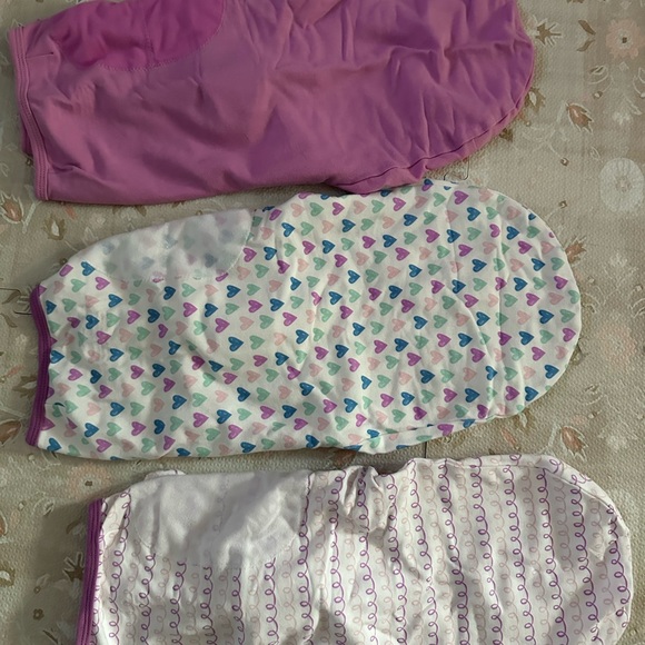 NWT - swaddleme set of three swaddles. Never used. - Picture 4 of 4